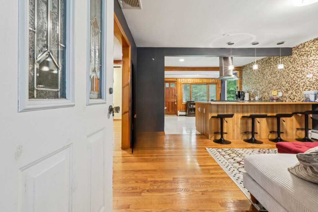 28 Nob Hill Road, New City, NY 10956 - Photo 5 of 49