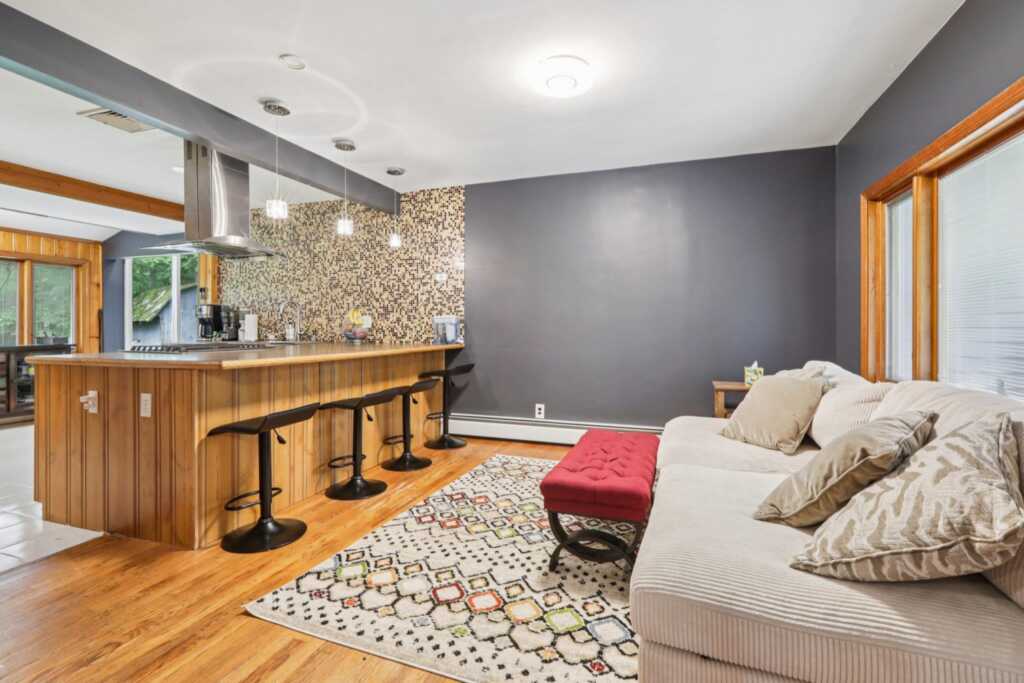 28 Nob Hill Road, New City, NY 10956 - Photo 6 of 49