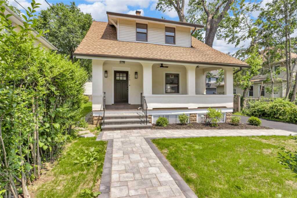250 Cedar Hill Avenue, Nyack, NY 10960 - Photo 2 of 32