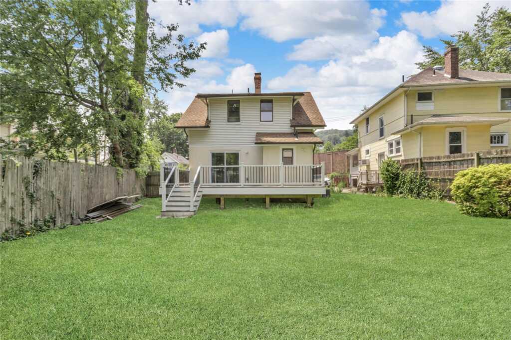 250 Cedar Hill Avenue, Nyack, NY 10960 - Photo 29 of 32