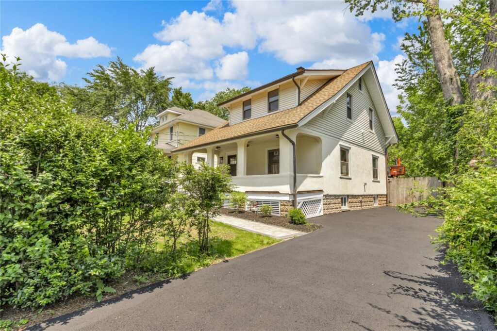 250 Cedar Hill Avenue, Nyack, NY 10960 - Photo 4 of 32