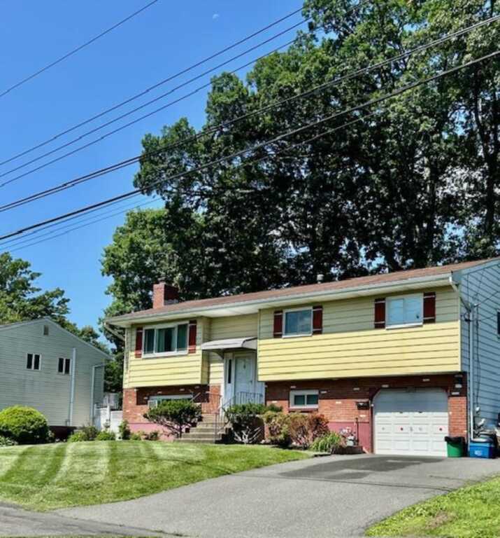 25 Waldron Drive, Stony Point, NY 10980 - Photo 2 of 16