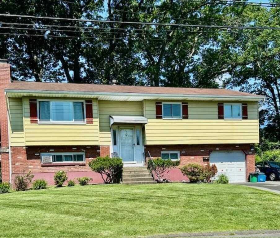 25 Waldron Drive, Stony Point, NY 10980 - Photo 5 of 16