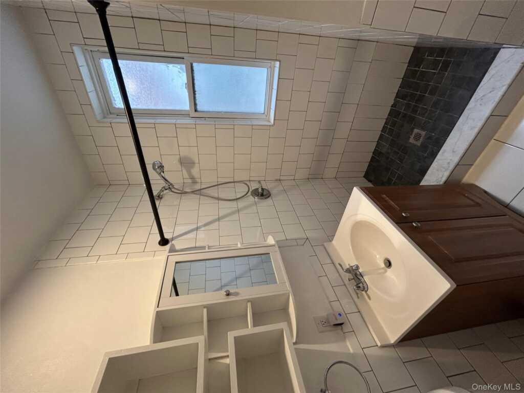 379 Huguenot Street, Unit #2, New Rochelle, NY 10801 - Photo 10 of 10