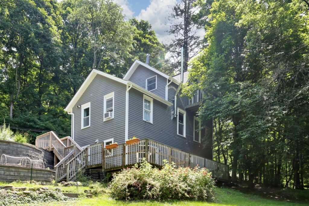 5 Collyer Avenue, Valley Cottage, NY 10989 - Photo 27 of 39