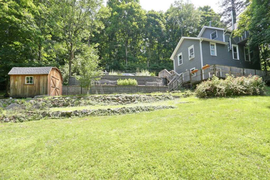 5 Collyer Avenue, Valley Cottage, NY 10989 - Photo 28 of 39