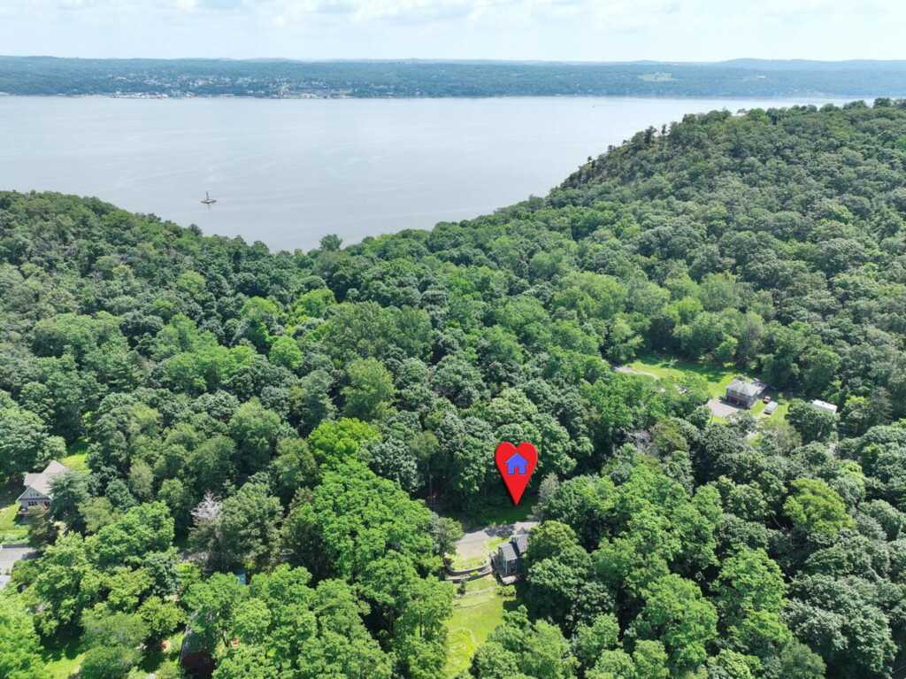 5 Collyer Avenue, Valley Cottage, NY 10989 - Photo 31 of 39