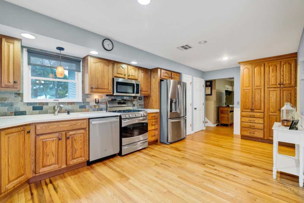 40 Pine Street, New City, NY 10956 - Photo 10 of 48