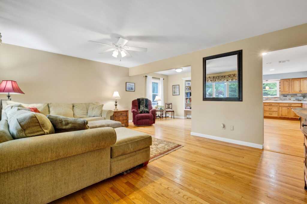 40 Pine Street, New City, NY 10956 - Photo 7 of 48