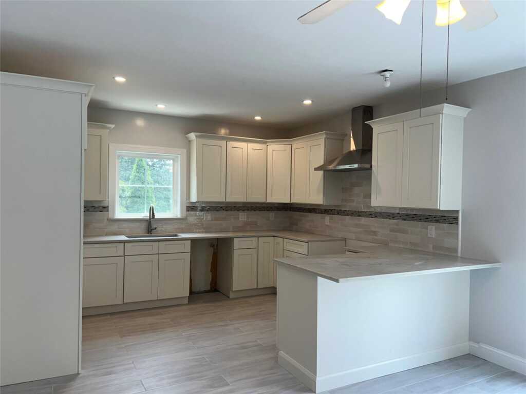 7 Alpha Place, Unit #First floor, New Rochelle, NY 10805 - Photo 3 of 16