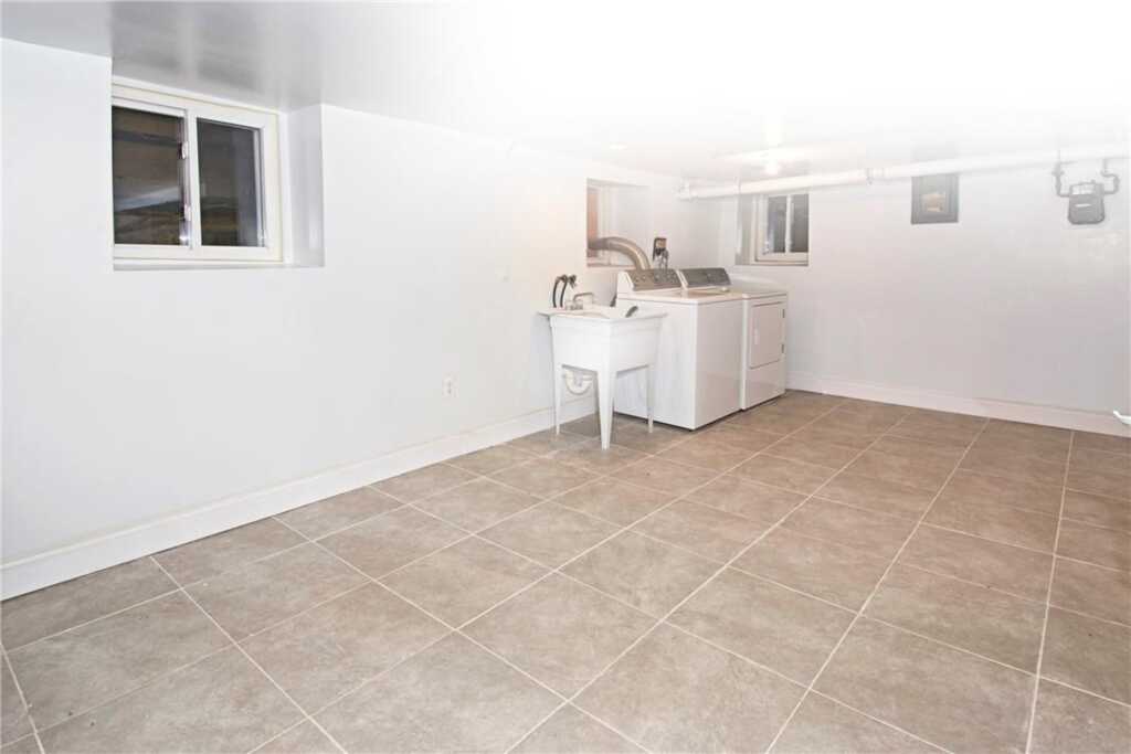 437 Carroll Avenue, Rye, NY 10543 - Photo 15 of 24