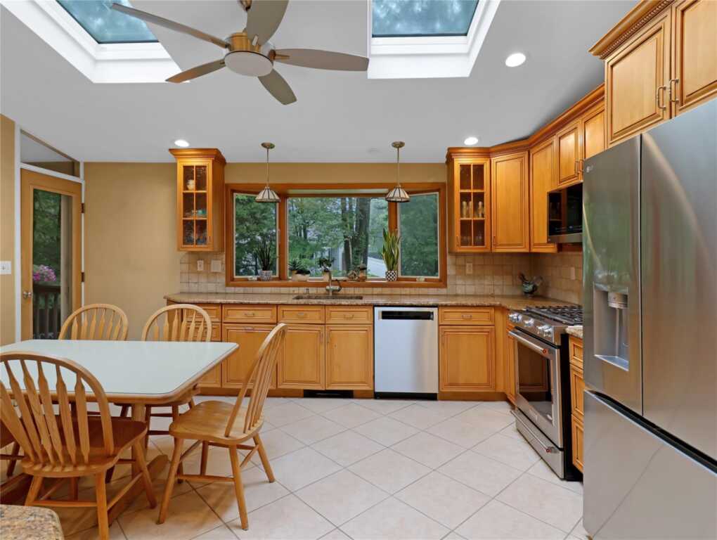 2 Hedge Row, New City, NY 10956 - Photo 12 of 46