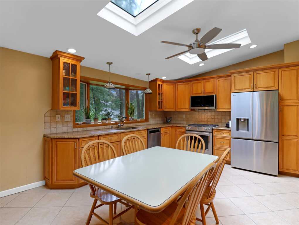2 Hedge Row, New City, NY 10956 - Photo 14 of 46