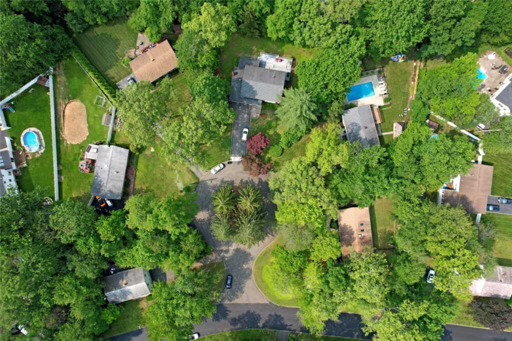 2 Hedge Row, New City, NY 10956 - Photo 3 of 46