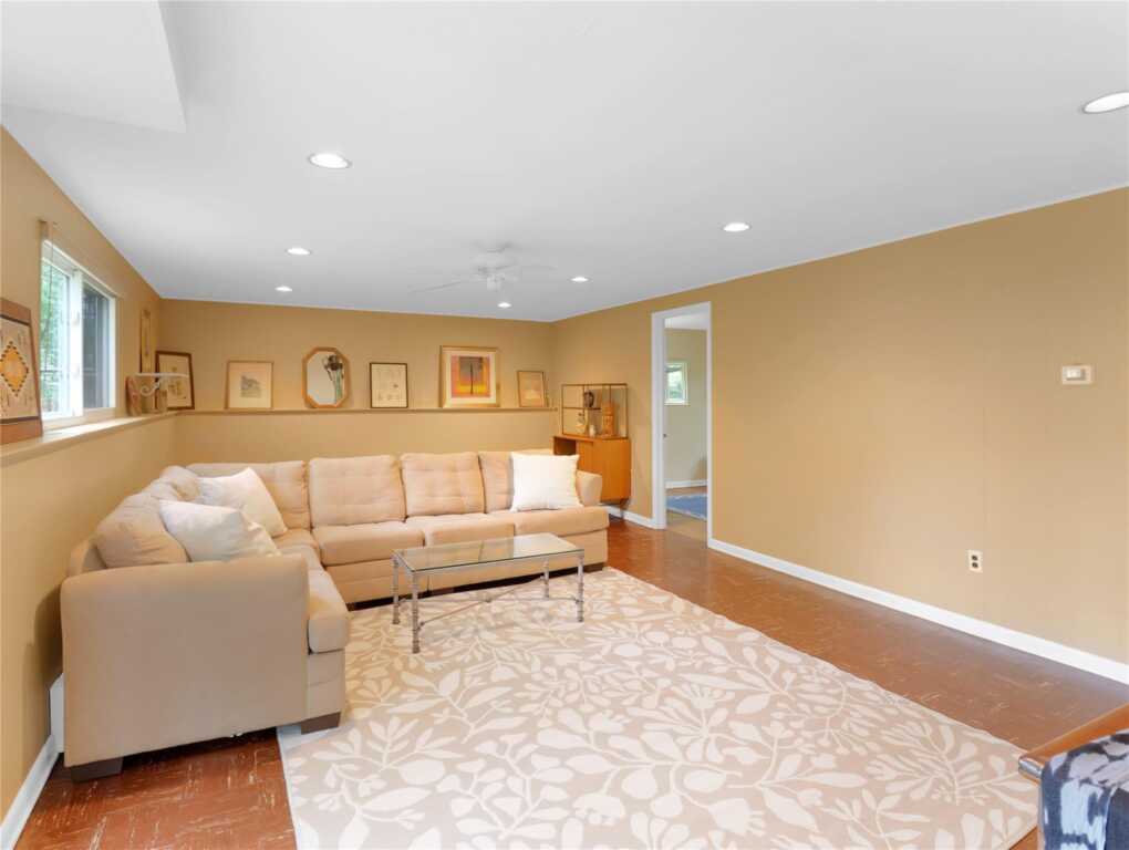 2 Hedge Row, New City, NY 10956 - Photo 35 of 46
