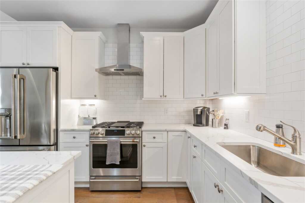 280 Purchase Street, Unit #L, Rye, NY 10580 - Photo 4 of 17