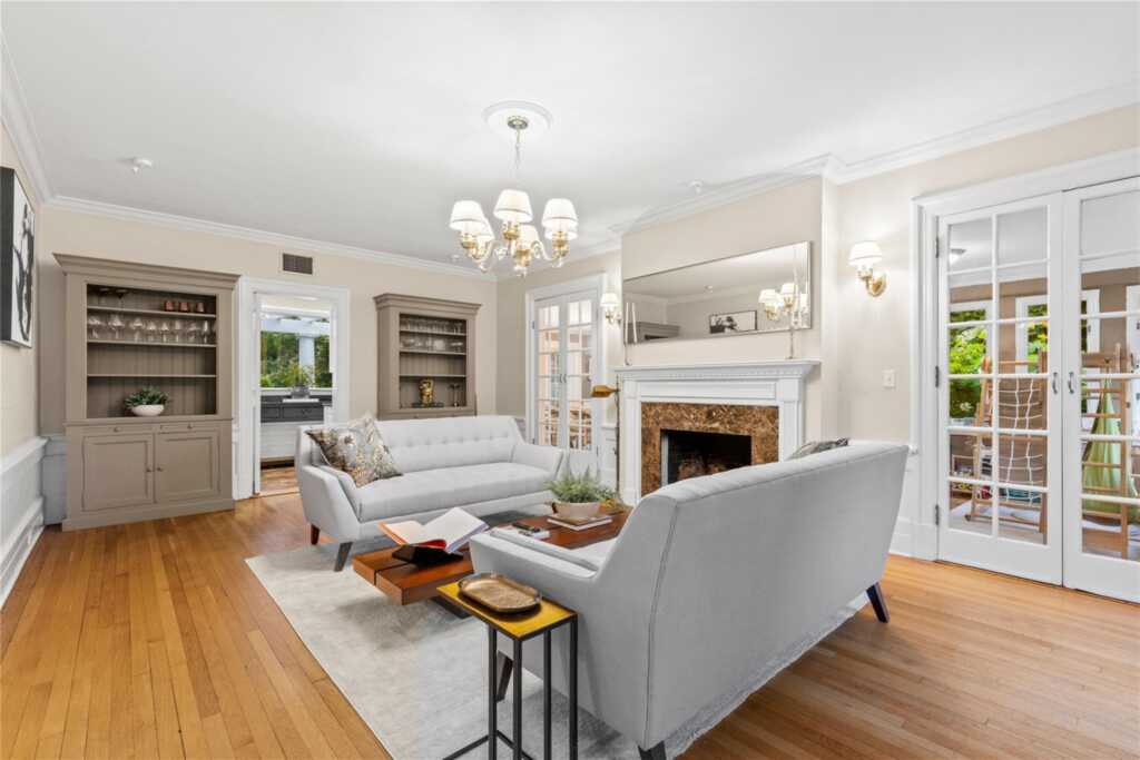 121 Overlook Circle, New Rochelle, NY 10804 - Photo 6 of 35