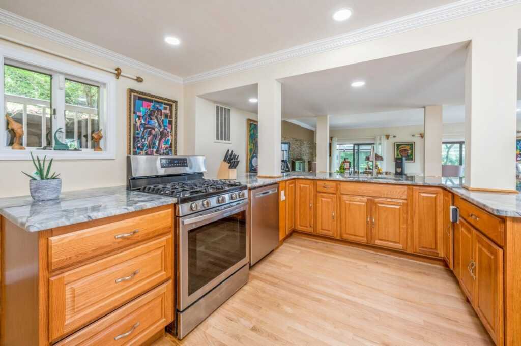 908 Route 9W, Nyack, NY 10960 - Photo 16 of 45
