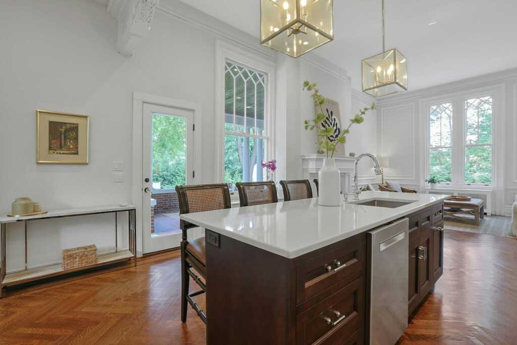 15 Calton Lane, New Rochelle, NY 10804 - Photo 12 of 36