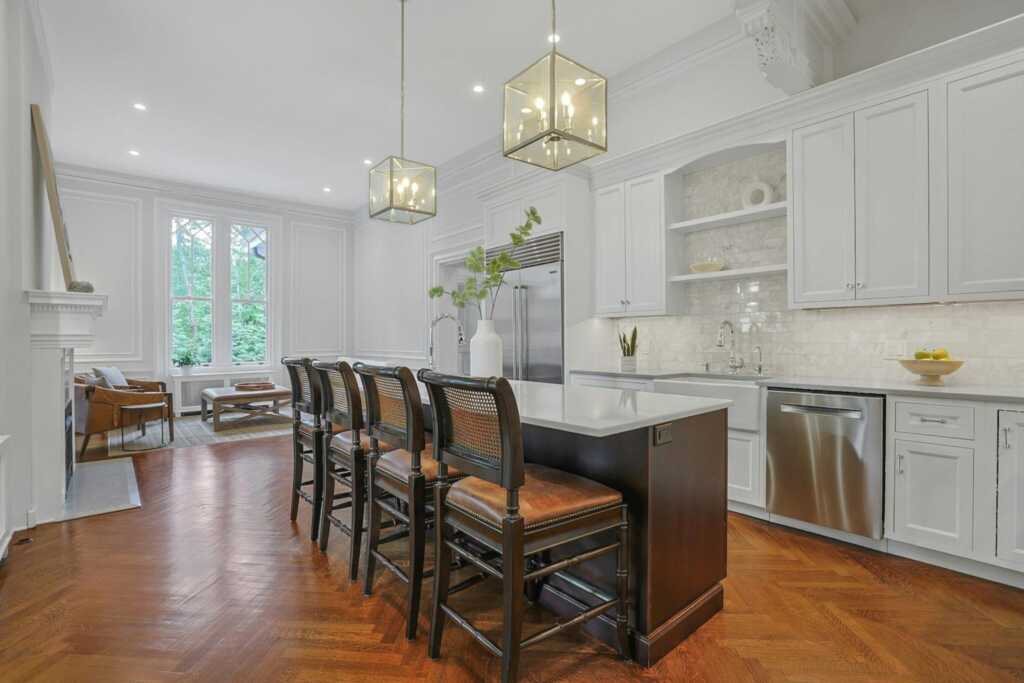 15 Calton Lane, New Rochelle, NY 10804 - Photo 13 of 36