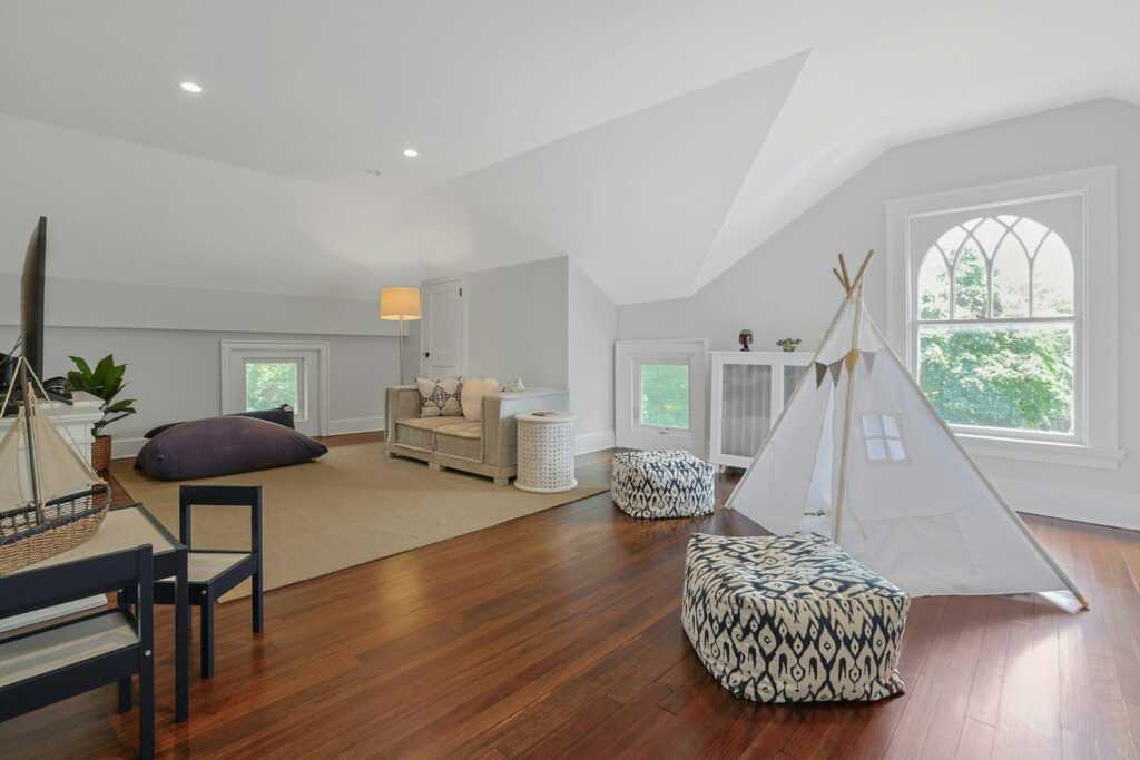 15 Calton Lane, New Rochelle, NY 10804 - Photo 28 of 36