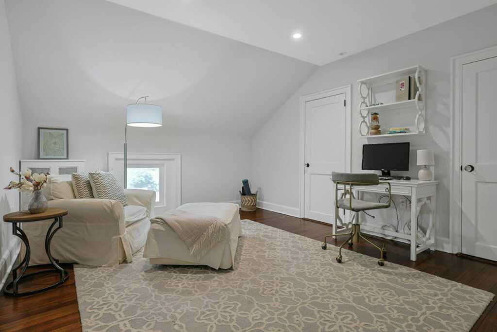 15 Calton Lane, New Rochelle, NY 10804 - Photo 29 of 36