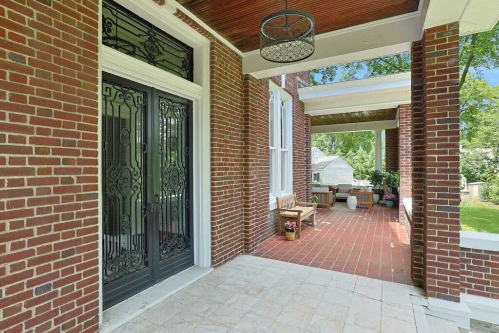 15 Calton Lane, New Rochelle, NY 10804 - Photo 34 of 36