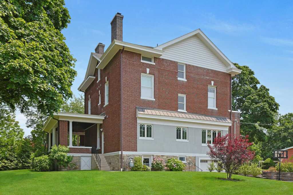 15 Calton Lane, New Rochelle, NY 10804 - Photo 35 of 36