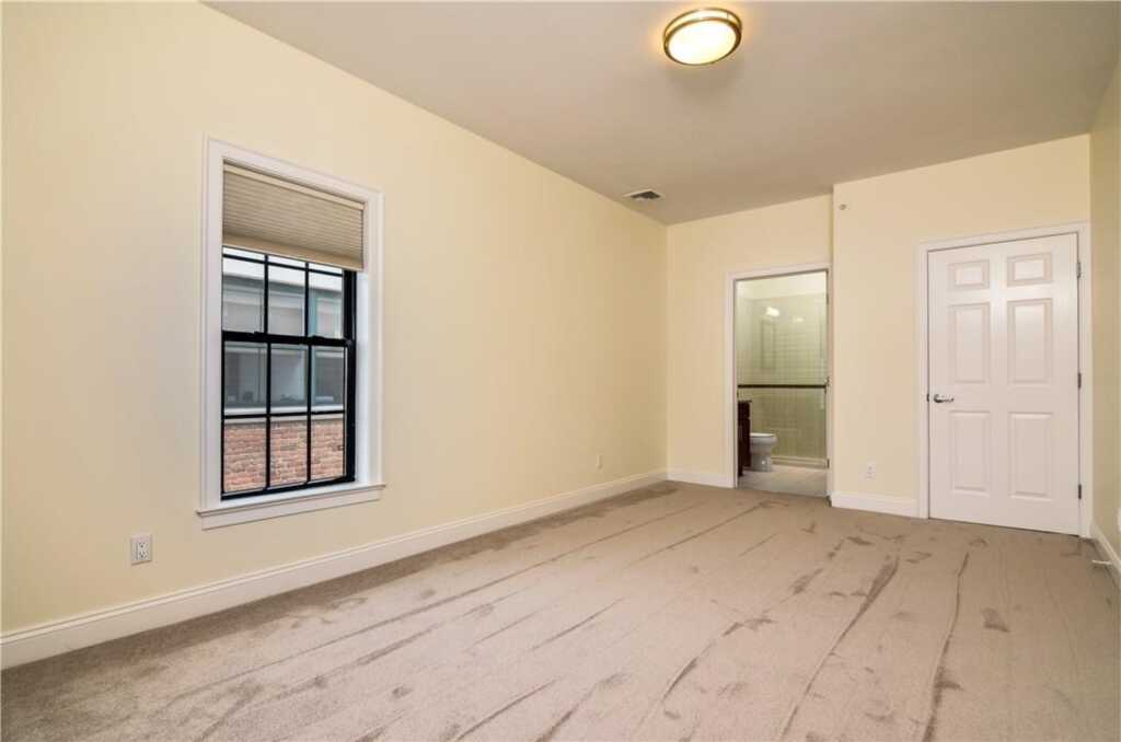 30 Elm Place, Unit #4B, Rye, NY 10580 - Photo 8 of 13