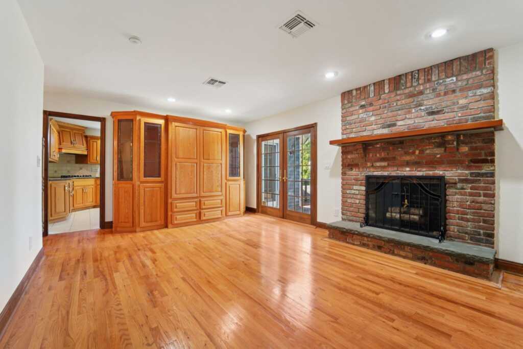 159 Martin Place, Pearl River, NY 10965 - Photo 12 of 50