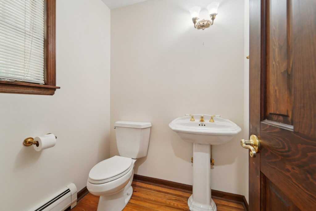 159 Martin Place, Pearl River, NY 10965 - Photo 21 of 50