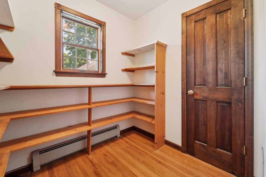 159 Martin Place, Pearl River, NY 10965 - Photo 33 of 50