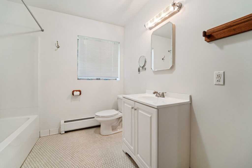 159 Martin Place, Pearl River, NY 10965 - Photo 42 of 50
