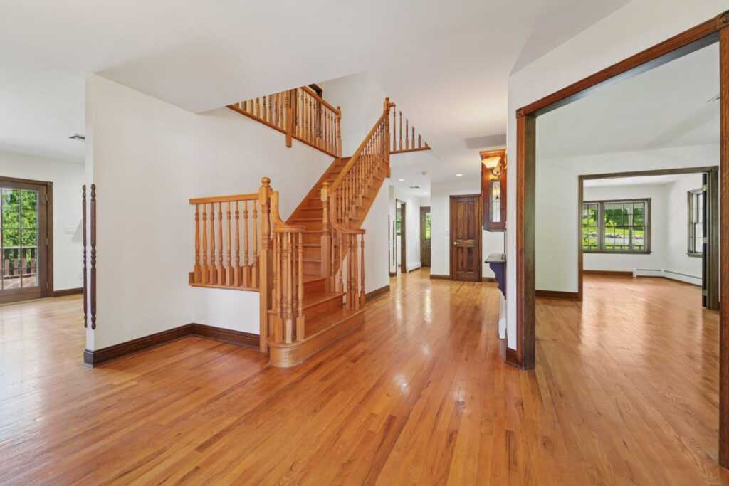 159 Martin Place, Pearl River, NY 10965 - Photo 6 of 50
