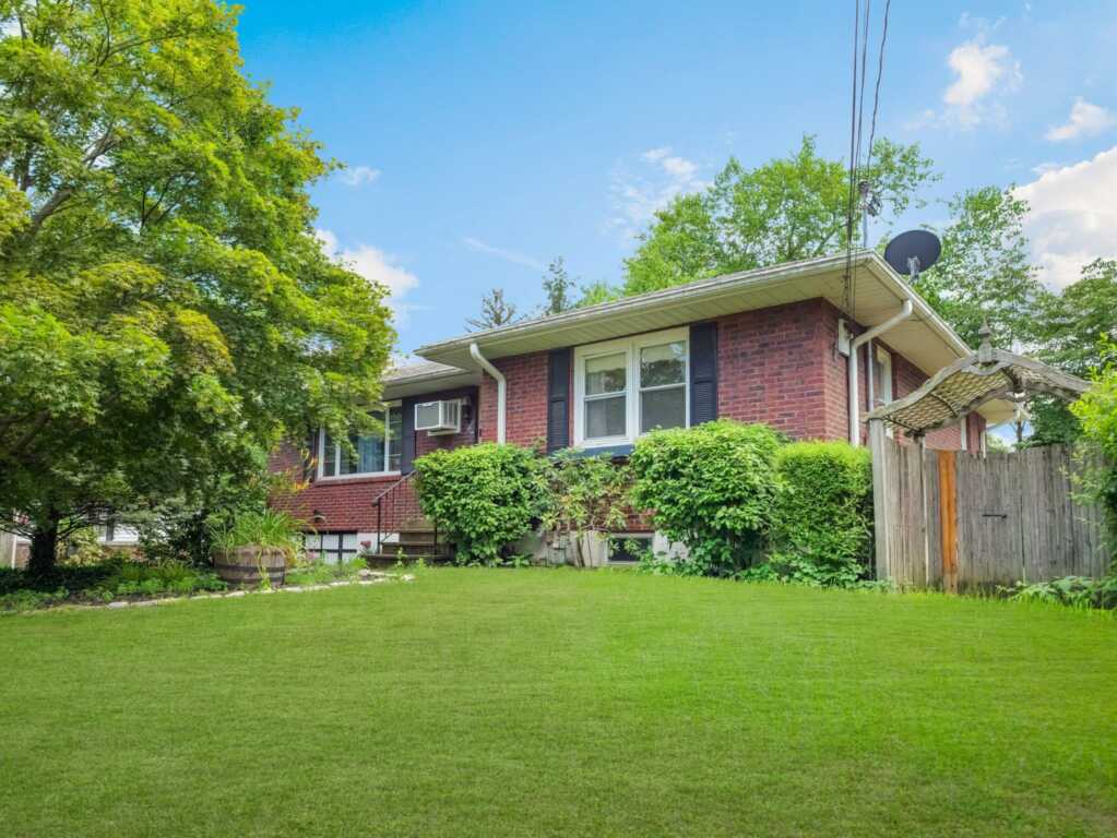 19 Orchard Street, Nanuet, NY 10954