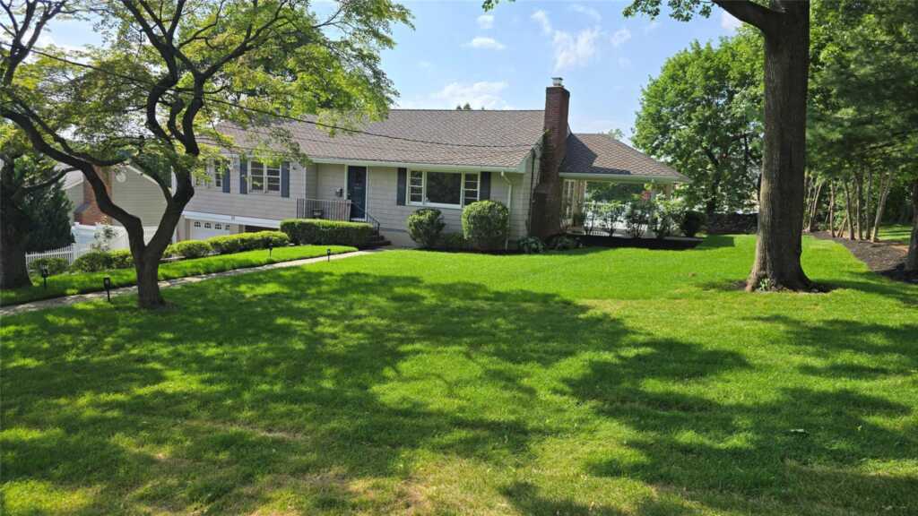 53 Upland Street, Rye, NY 10573