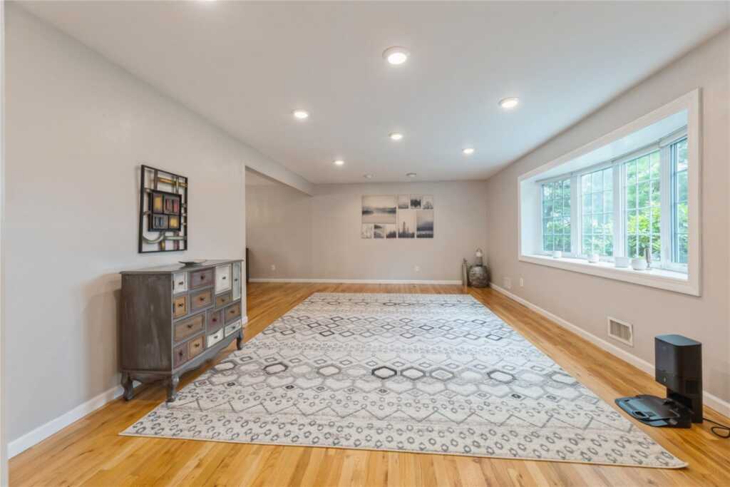 19 Christie Drive, New City, NY 10956 - Photo 14 of 44