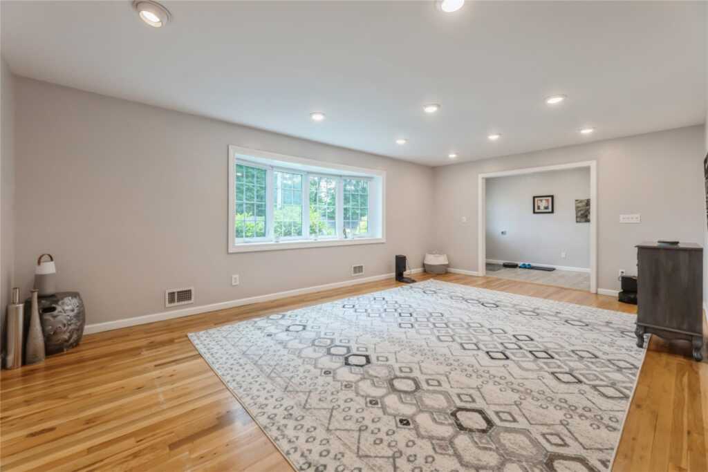 19 Christie Drive, New City, NY 10956 - Photo 15 of 44