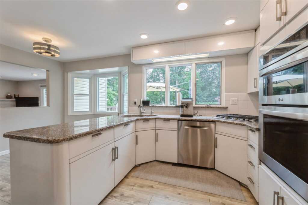 19 Christie Drive, New City, NY 10956 - Photo 24 of 44
