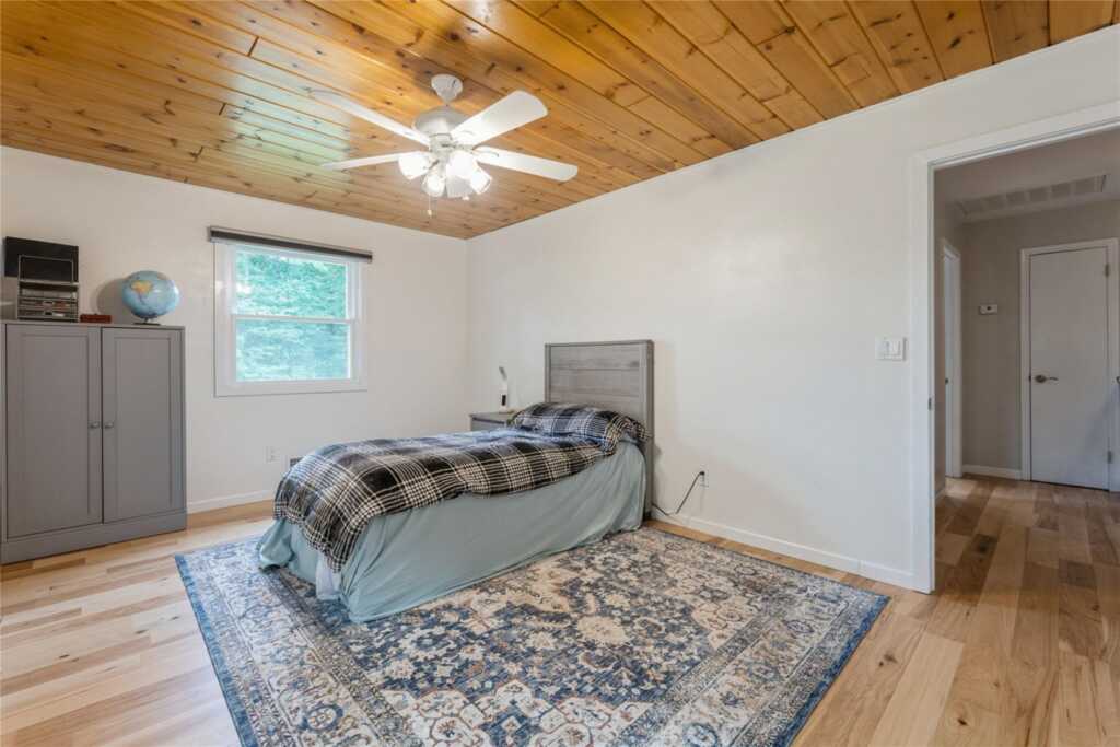 19 Christie Drive, New City, NY 10956 - Photo 34 of 44