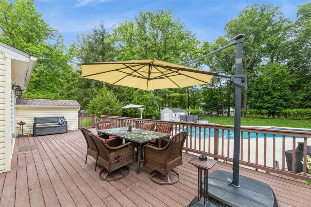 19 Christie Drive, New City, NY 10956 - Photo 6 of 44