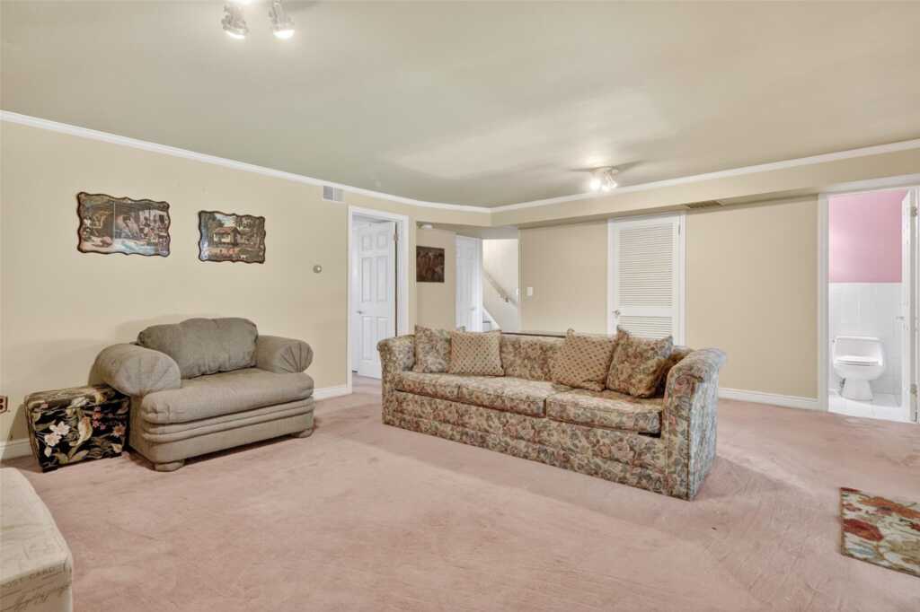 27 Maiden Lane, New City, NY 10956 - Photo 26 of 47