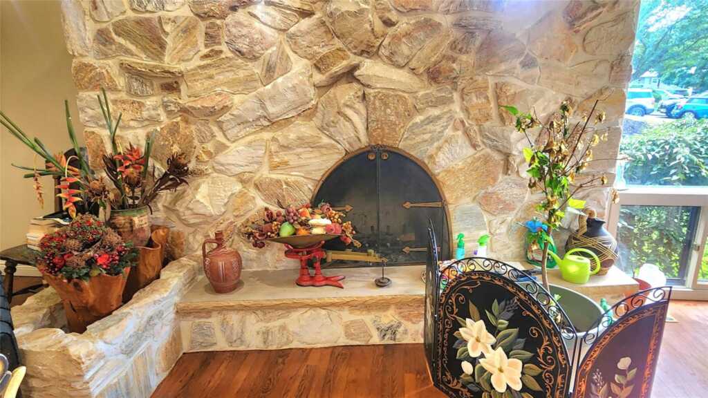27 Maiden Lane, New City, NY 10956 - Photo 7 of 23