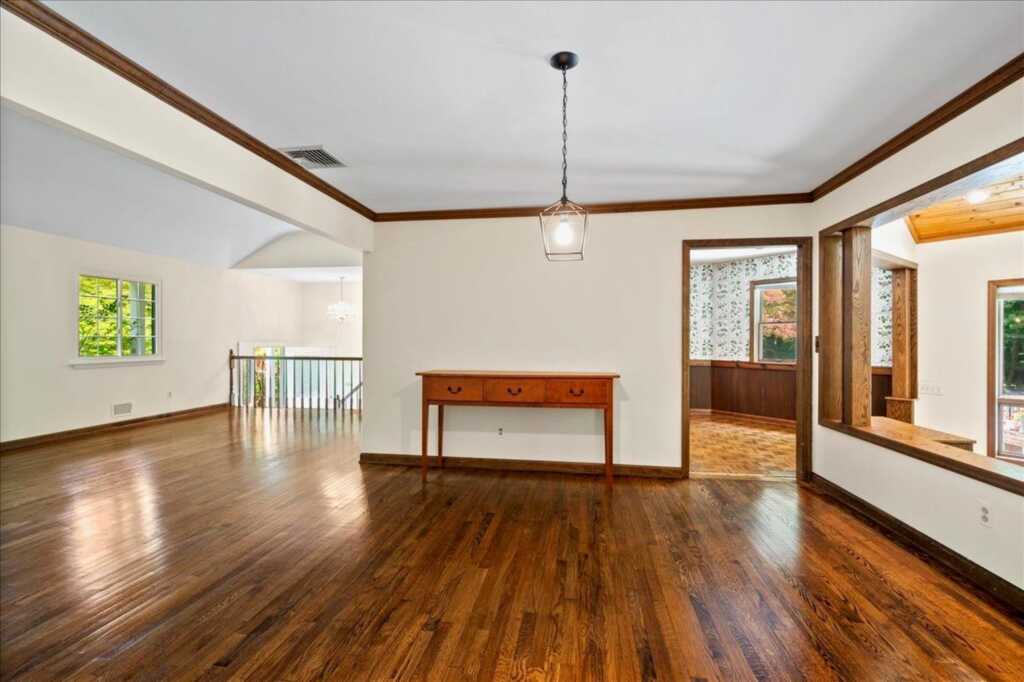 205 Radcliff Drive, Nyack, NY 10960 - Photo 9 of 33