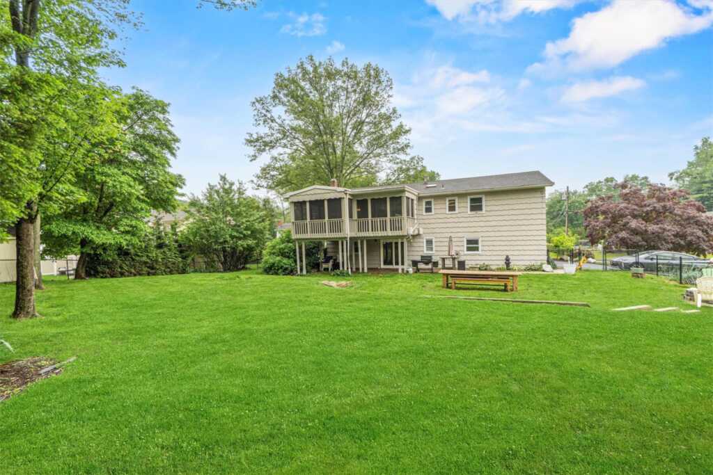 23 Old Brick Road, New City, NY 10956 - Photo 3 of 47