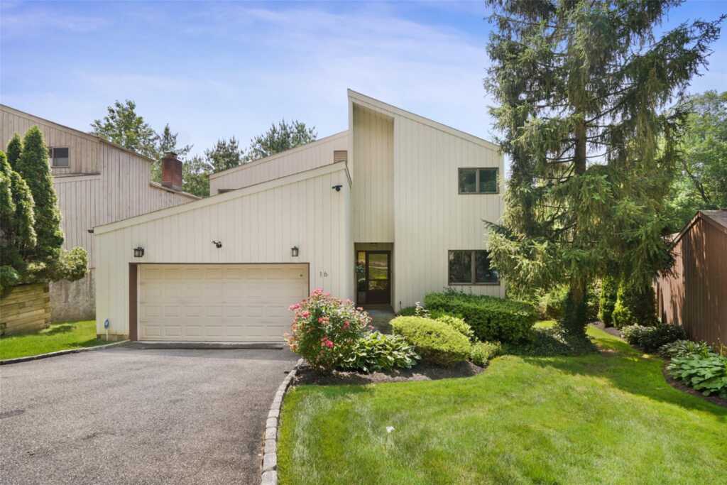 16 Talcott Road, Rye, NY 10573