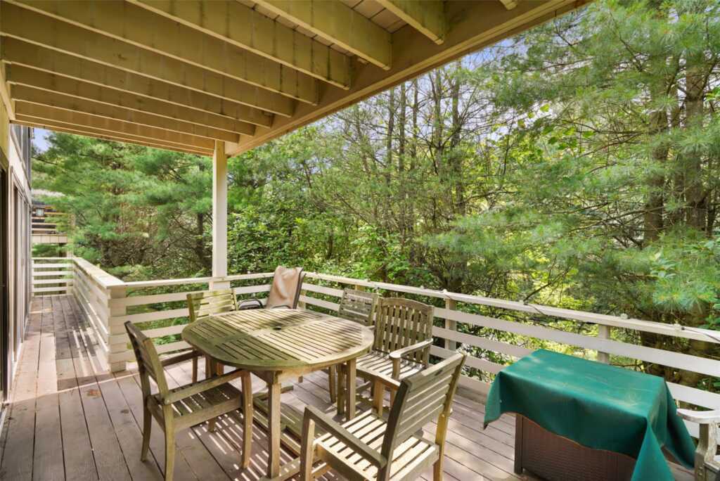 16 Talcott Road, Rye, NY 10573 - Photo 32 of 38