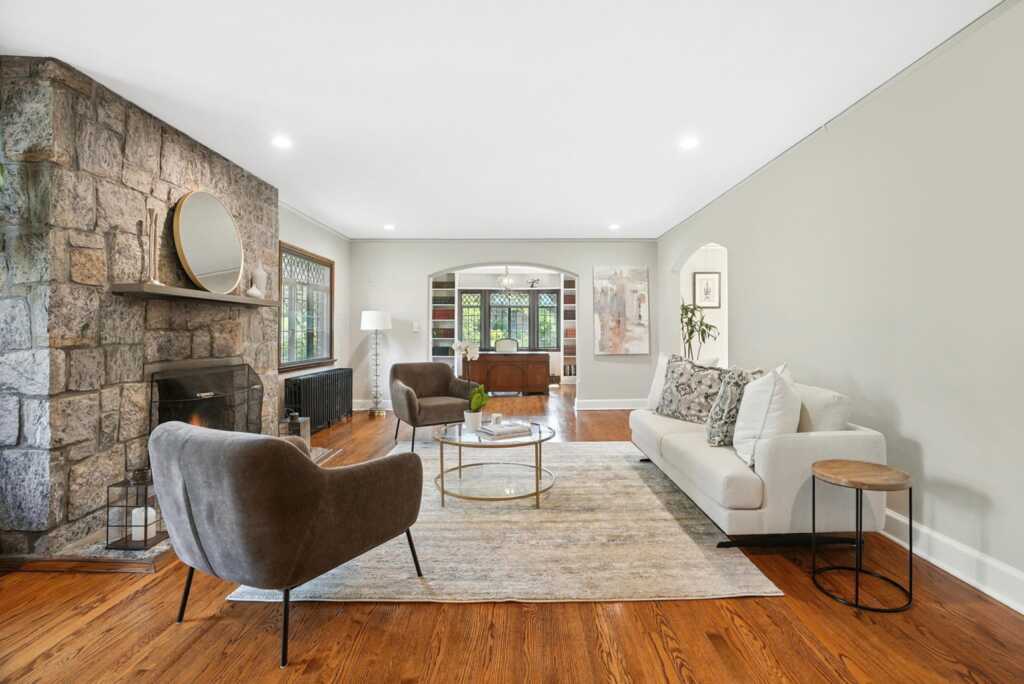 276 Overlook Road, New Rochelle, NY 10804 - Photo 8 of 42