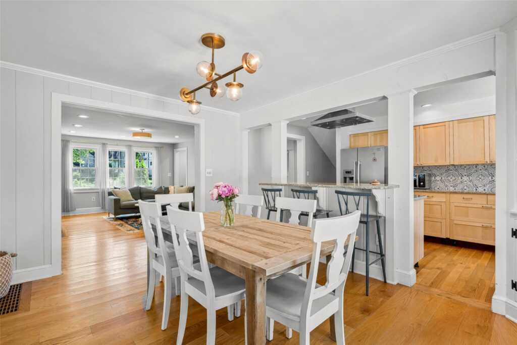 44 Kingsbury Road, New Rochelle, NY 10804 - Photo 12 of 40