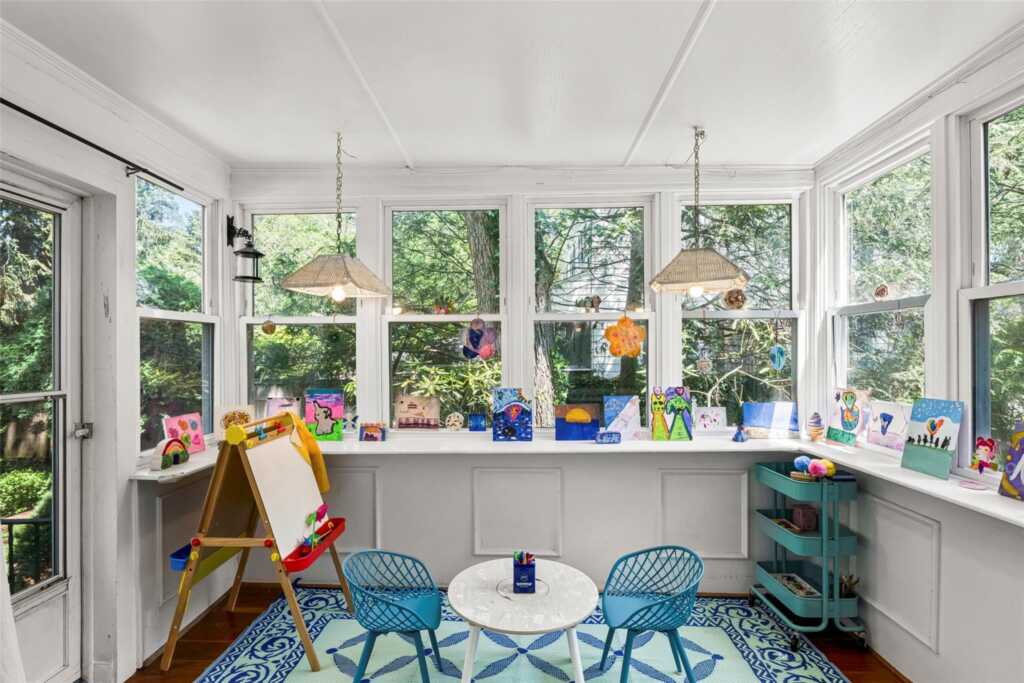 44 Kingsbury Road, New Rochelle, NY 10804 - Photo 16 of 40